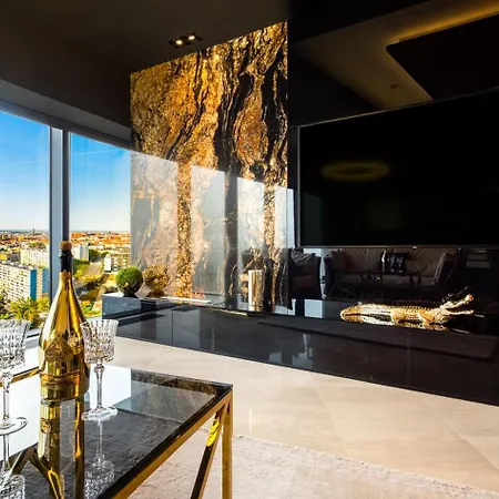 30Th+ Floor Apartments In Sky Tower Wrocław Zewnętrze zdjęcie