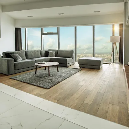 30Th+ Floor Apartments In Sky Tower Wrocław Zewnętrze zdjęcie