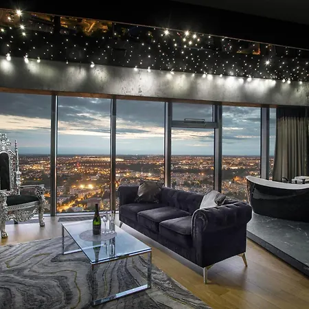 30Th+ Floor Apartments In Sky Tower Wrocław Zewnętrze zdjęcie