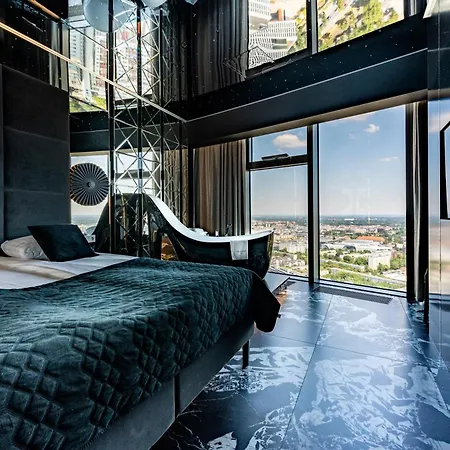 30Th+ Floor Apartments In Sky Tower Wrocław Zewnętrze zdjęcie