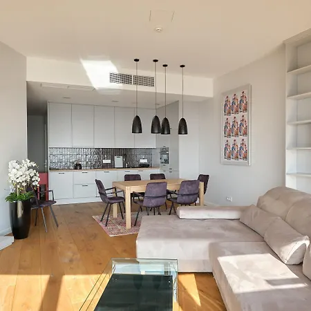 30Th+ Floor Apartments In Sky Tower Wrocław Zewnętrze zdjęcie