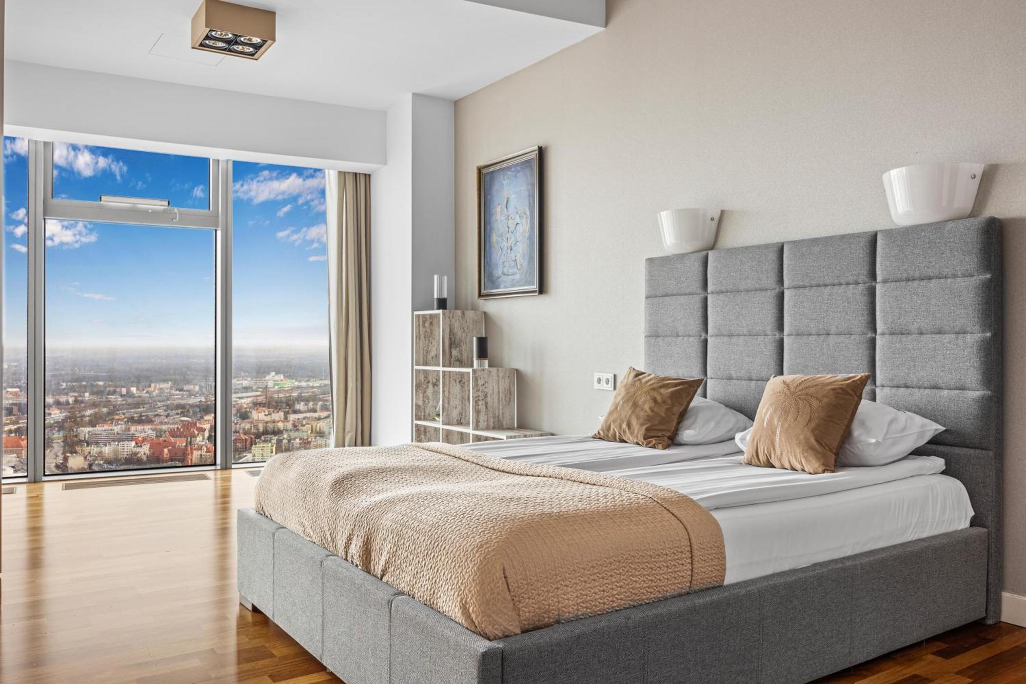 Apartament 30th+ Floor In Sky Tower