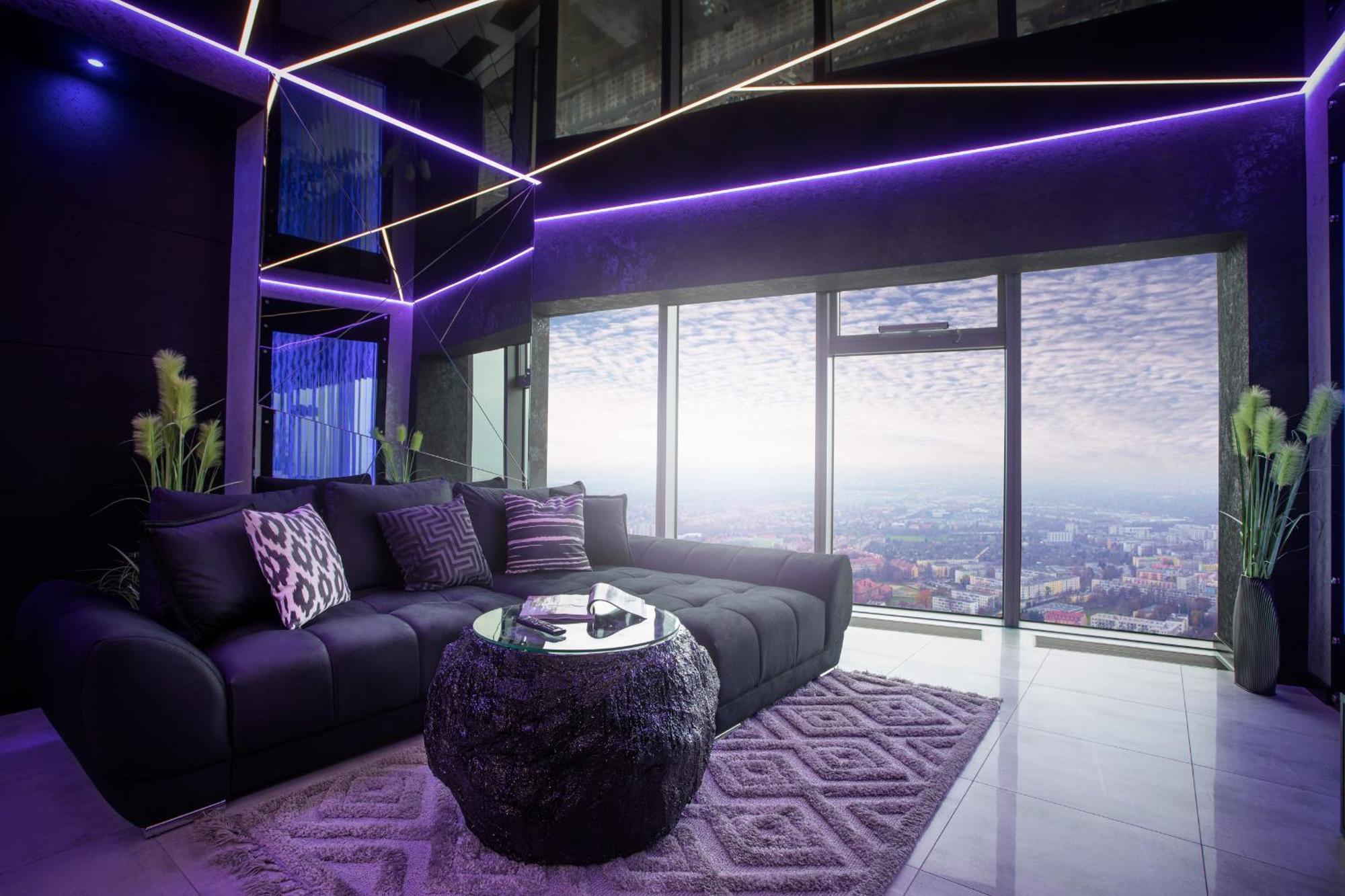 30th+ Floor In Sky Tower Apartament