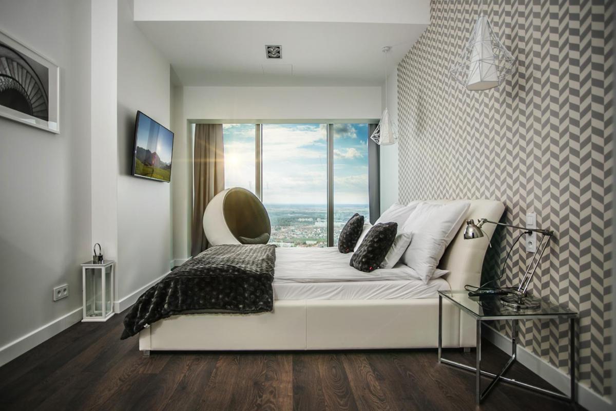 30th+ Floor In Sky Tower Apartament *