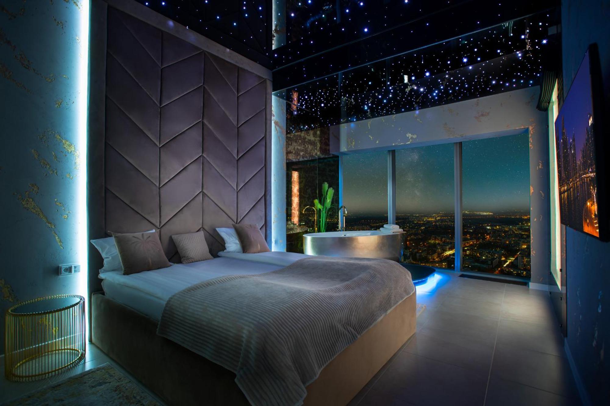 Apartament 30th+ Floor In Sky Tower Wrocław