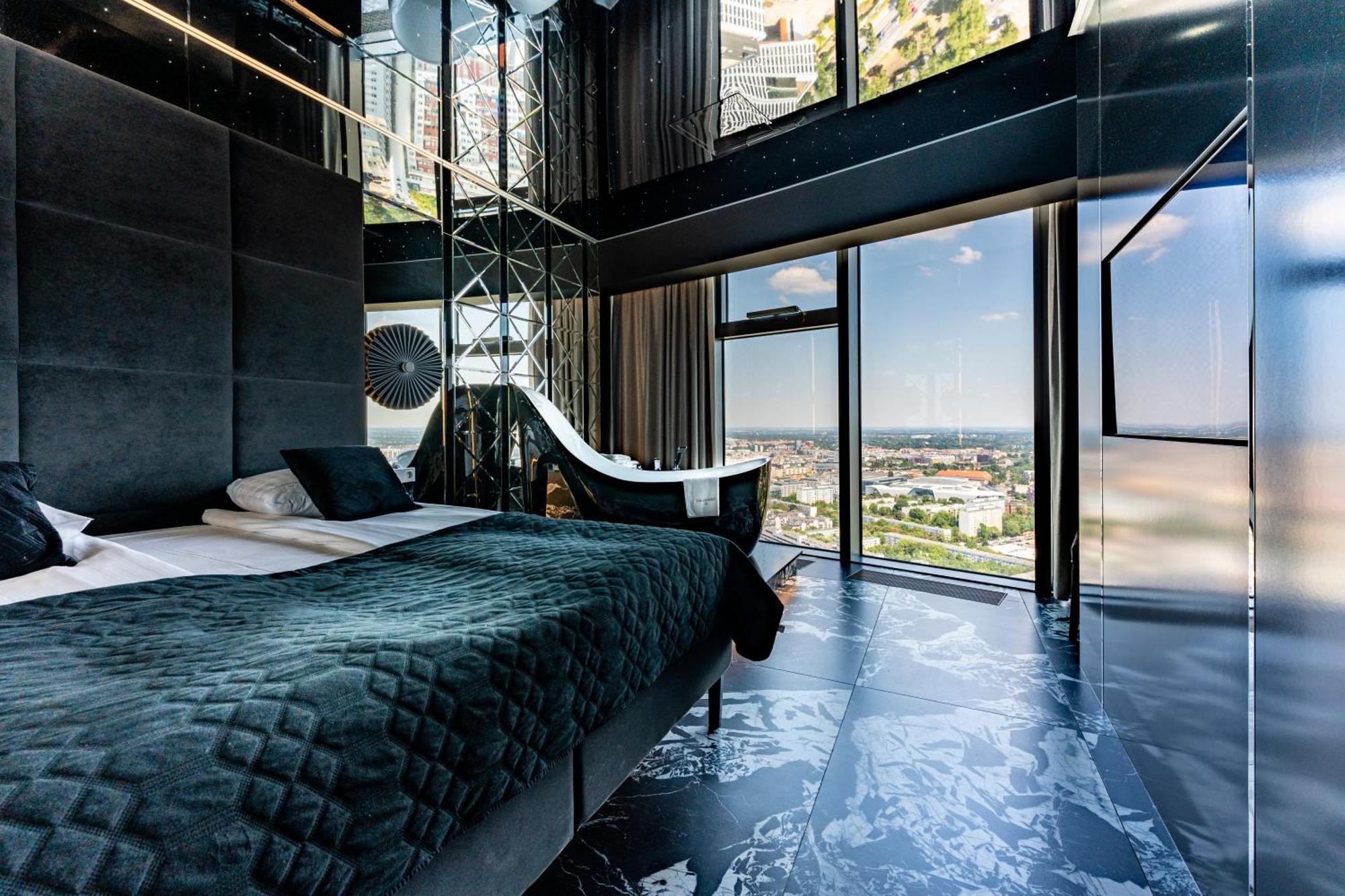 Apartament 30th+ Floor In Sky Tower *