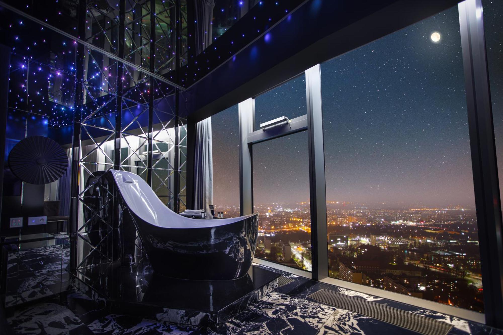 Apartament 30th+ Floor In Sky Tower *