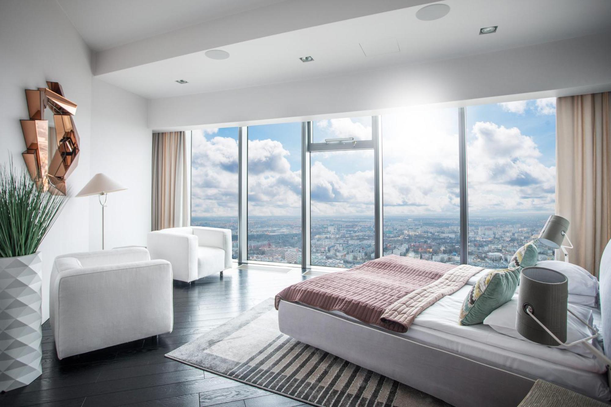 30th+ Floor In Sky Tower Apartament *